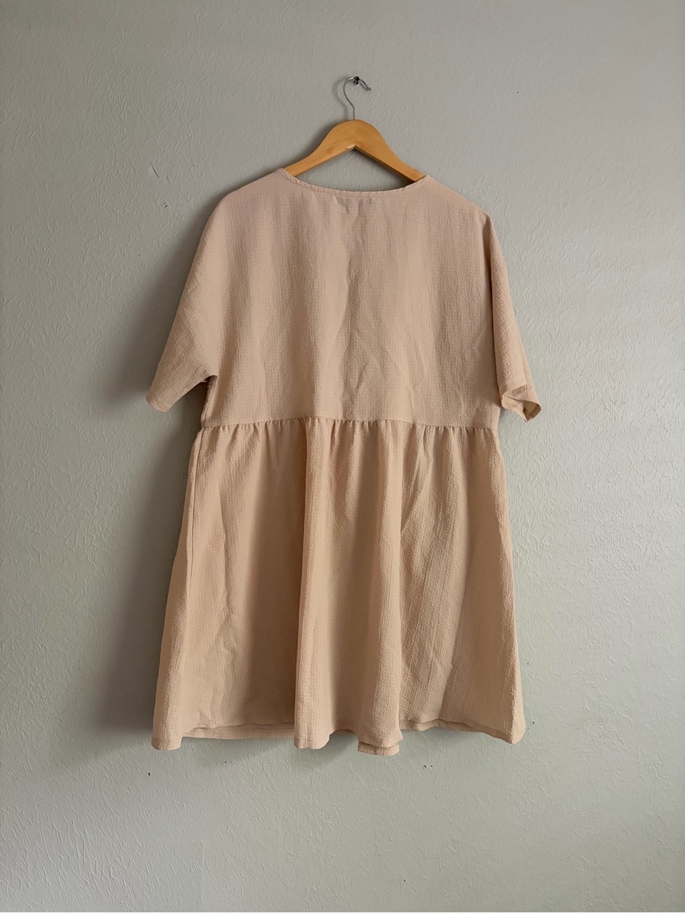 Cream Textured Smock Dress - Picture 4 of 4